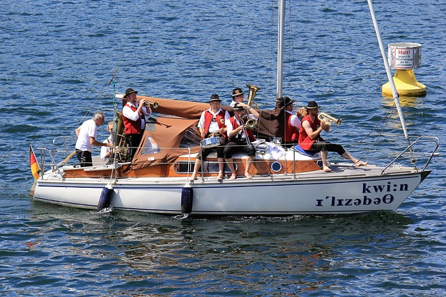 还要全力守 还要全力守